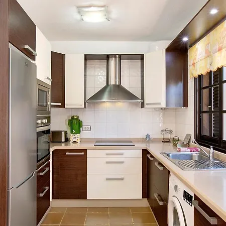 Residencial Maresia 펜션 엘메다노